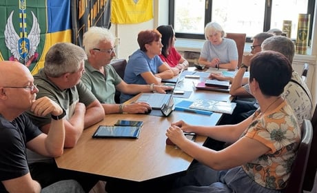 Понад 430 тисяч гривень спрямують на допомогу військовим і лікування жителів Дворічанщини