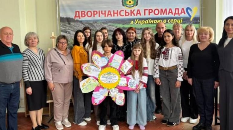Діти з Дворічанської громади представили 9 робіт на конкурсі «Розквітне Україна»