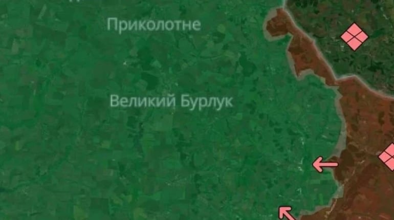 У Великобурлуцькій громаді двічі обстріляли житлові будинки, сталася пожежа