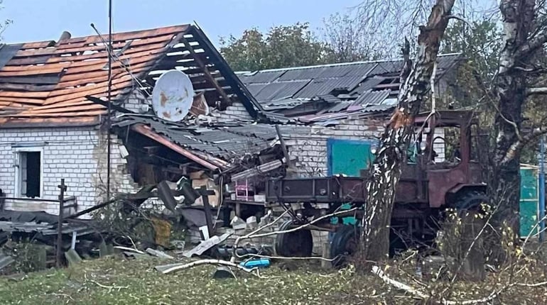 Авіабомби пошкодили 22 будинки у Великобурлуцькій громаді, троє людей поранені