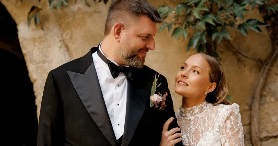«Цією обручкою я обираю тебе». Олена Шоптенко втретє вийшла заміж