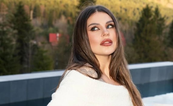 KAZKA видалила всі фото з Instagram. Фанати розділилися у здогадках щодо нових дописів Заріцької