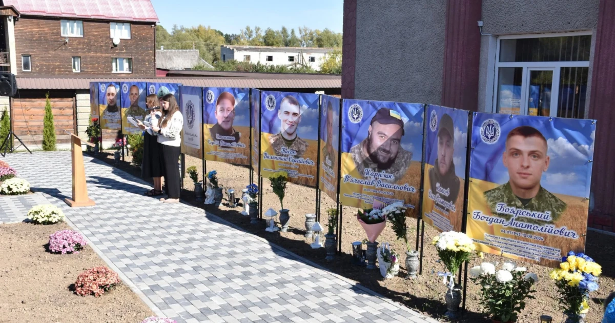 У Сахнівцях і Решнівці відкрили Алеї пам’яті на честь полеглих Захисників України