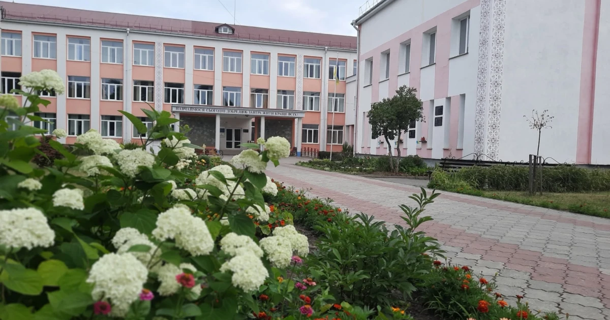 Обирають профіль, змінюють групи: як у Старокостянтинівському ліцеї працює нова модель старшої школи