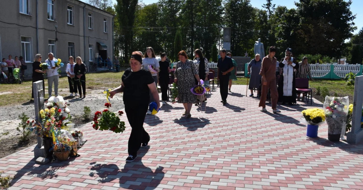 Їх імена назавжди з нами: у Григорівці відкрили стели на честь полеглих Захисників