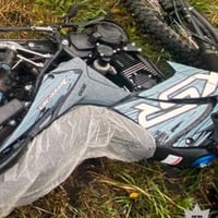 На Старосинявщині 37-річний мотоцикліст загинув у ДТП після зіткнення з електроопорою