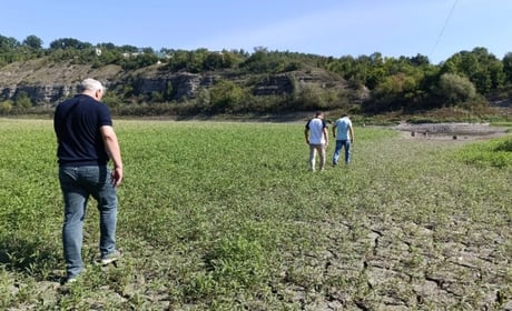 На Хмельниччині Дністер критично міліє: оголошено ІІІ рівень небезпеки