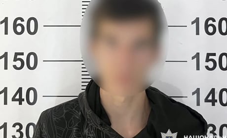Нічний конфлікт у Старокостянтинові: 18-річний хлопець поранив знайому ножем