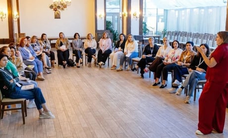 Новини Старокостянтинівщини: поїздка за новими технологіями, дербі та допомога ЗСУ