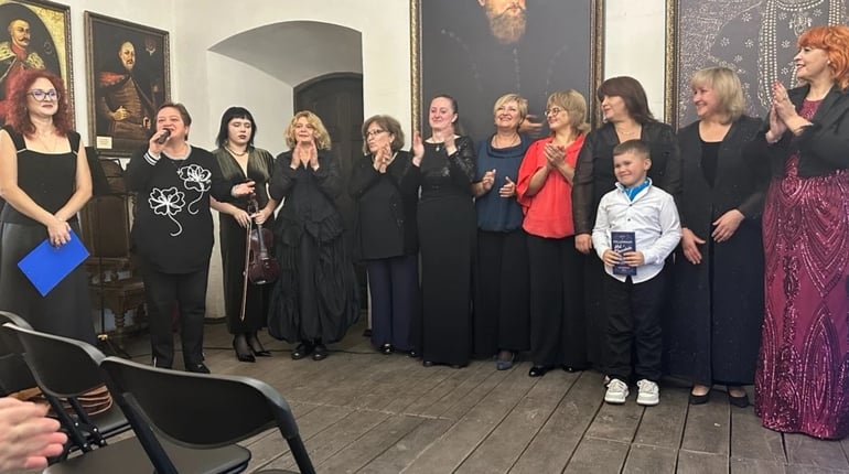 Закохані в музику: у Старокостянтинові відбувся благодійний концерт, де музика звучала по-особливому