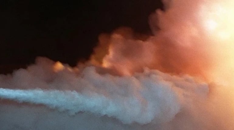 На Хмельниччині через російську атаку пошкоджено 10 житлових будинків, горить нафтобаза