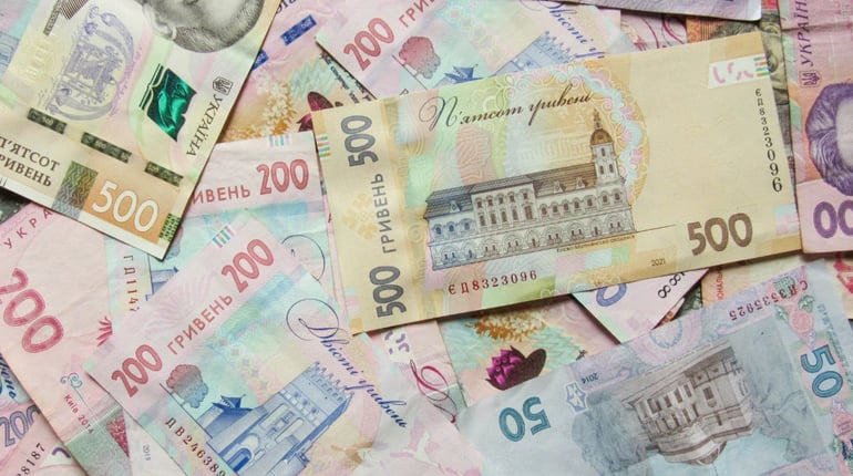 Пенсія у разі втрати годувальника-військовослужбовця: хто має право і як отримати