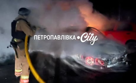 У Петропавлівській громаді FPV-дрон вдарив по авітомобілях на стоянці