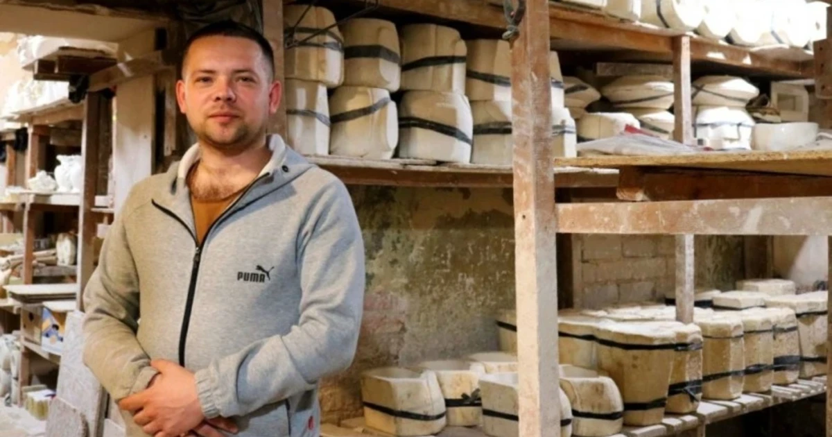 «Рішення про релокацію вірне». У Слов’янську знищено виробництво кераміста Тараса Сніжковського
