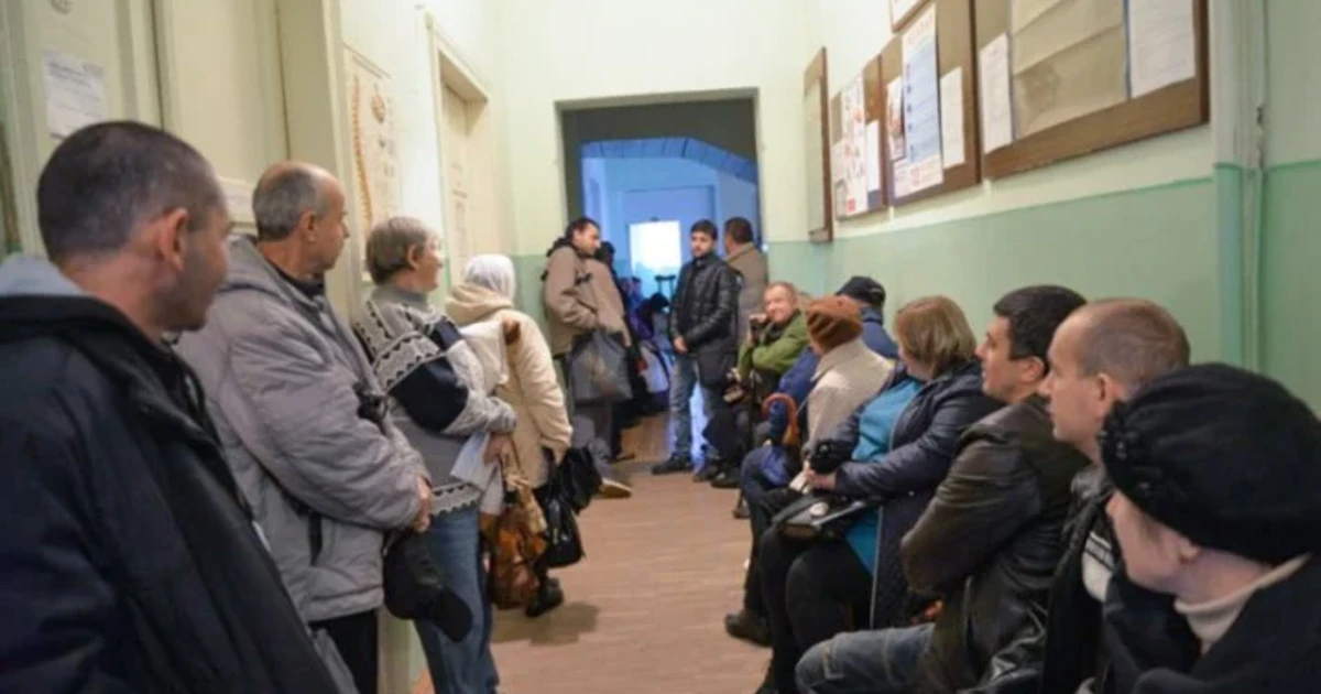 Смертність у шість разів перевищила народжуваність. Чи можна сьогодні потрапити до лікаря на ТОТ