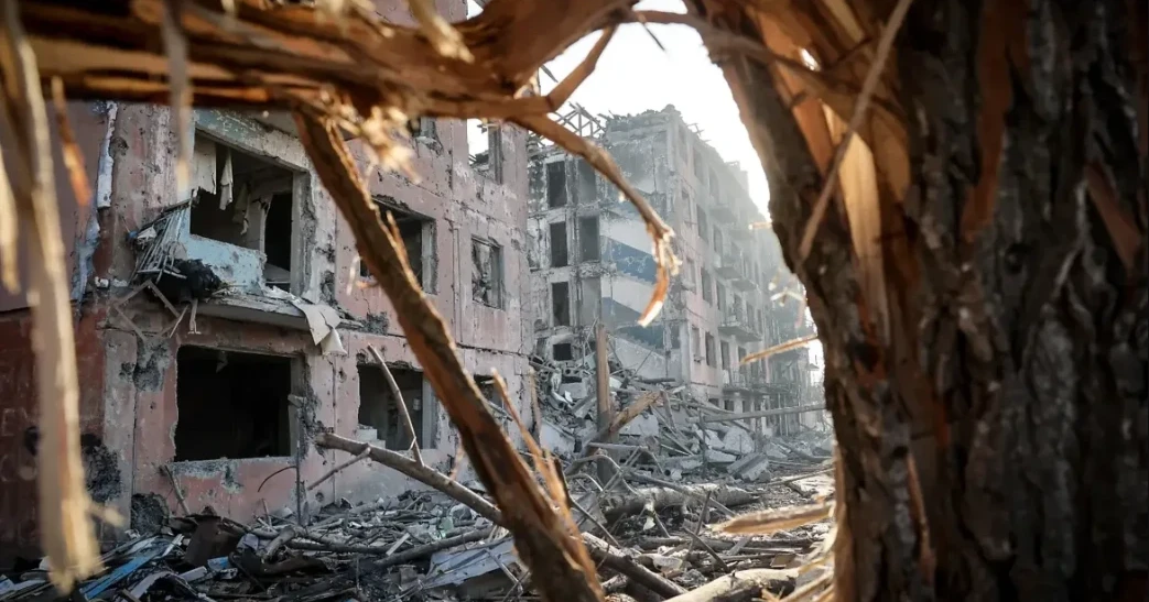 «Божевілля. Костянтинівка». У 24-ій бригаді знімають фільм про місто, яке армія РФ стирає вщент