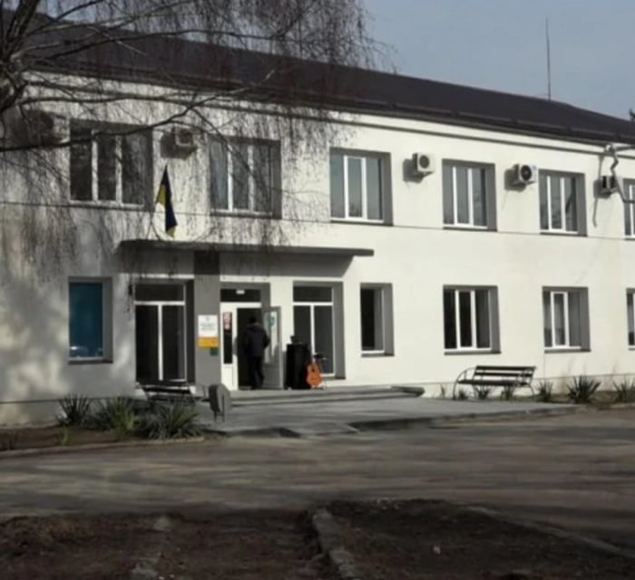«Людям не можна було хворіти». Як релокована з Мирнограду лікарня стала порятунком для громади Орина