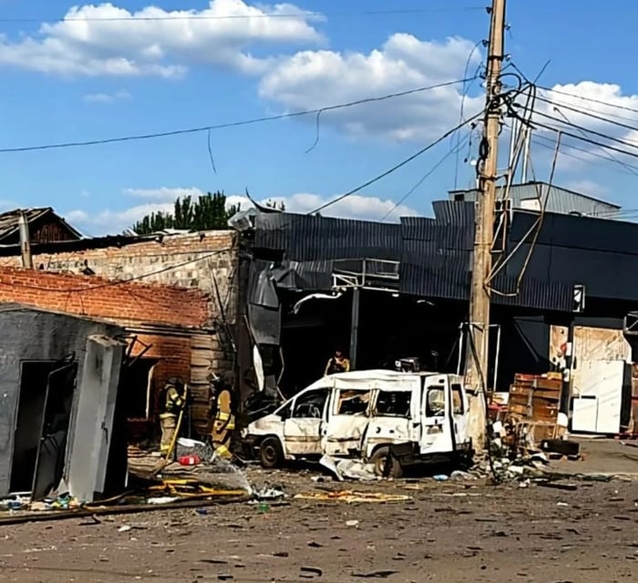 У Краматорську російський дрон вдарив по пошті. Загинув 19-річний працівник, семеро людей поранені