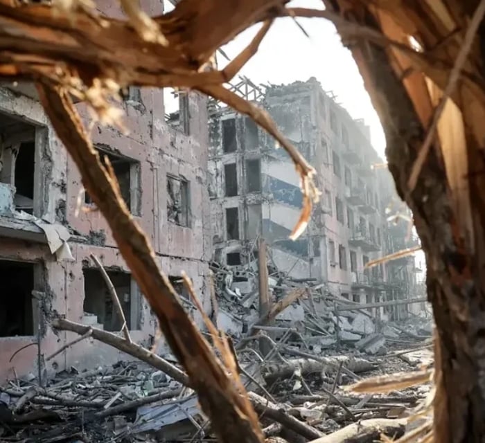 «Божевілля. Костянтинівка». У 24-ій бригаді знімають фільм про місто, яке армія РФ стирає вщент
