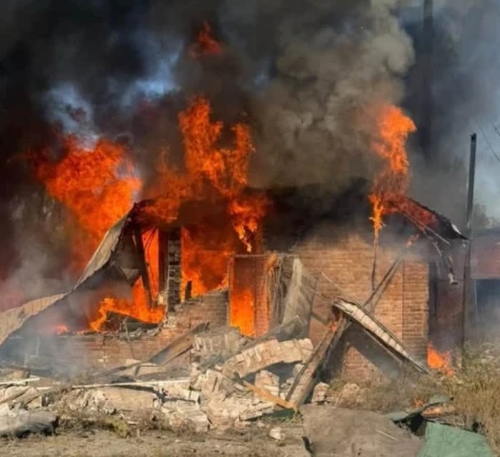 Росіяни двічі вдарили по центру Слов’янська. Загинула жінка, серед поранених — дитина (оновлено)