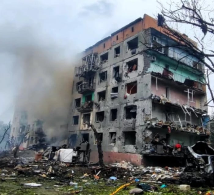 Восьма доба пошуків — в Олександрівці під завалами досі не знайшли матір і чотирирічну дитину