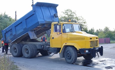 У Браїлові ремонтують дороги: до коштів громади долучилися місцеві фермери та підприємці