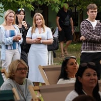 У м. Бар відкрили простір «ПІД МУРАМИ»: творчість, спілкування, смаколики та музика просто неба
