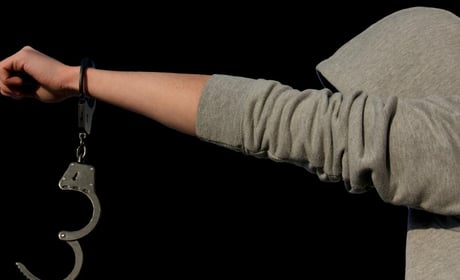 Підозрюваний неповнолітній: з’явилися подробиці справи про зґвалтування і побиття в Барській громаді