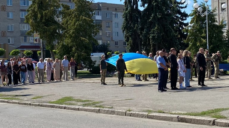 У Барі попрощалися із Захисником Володимиром Пилевичем, якого понад півтора року чекали додому