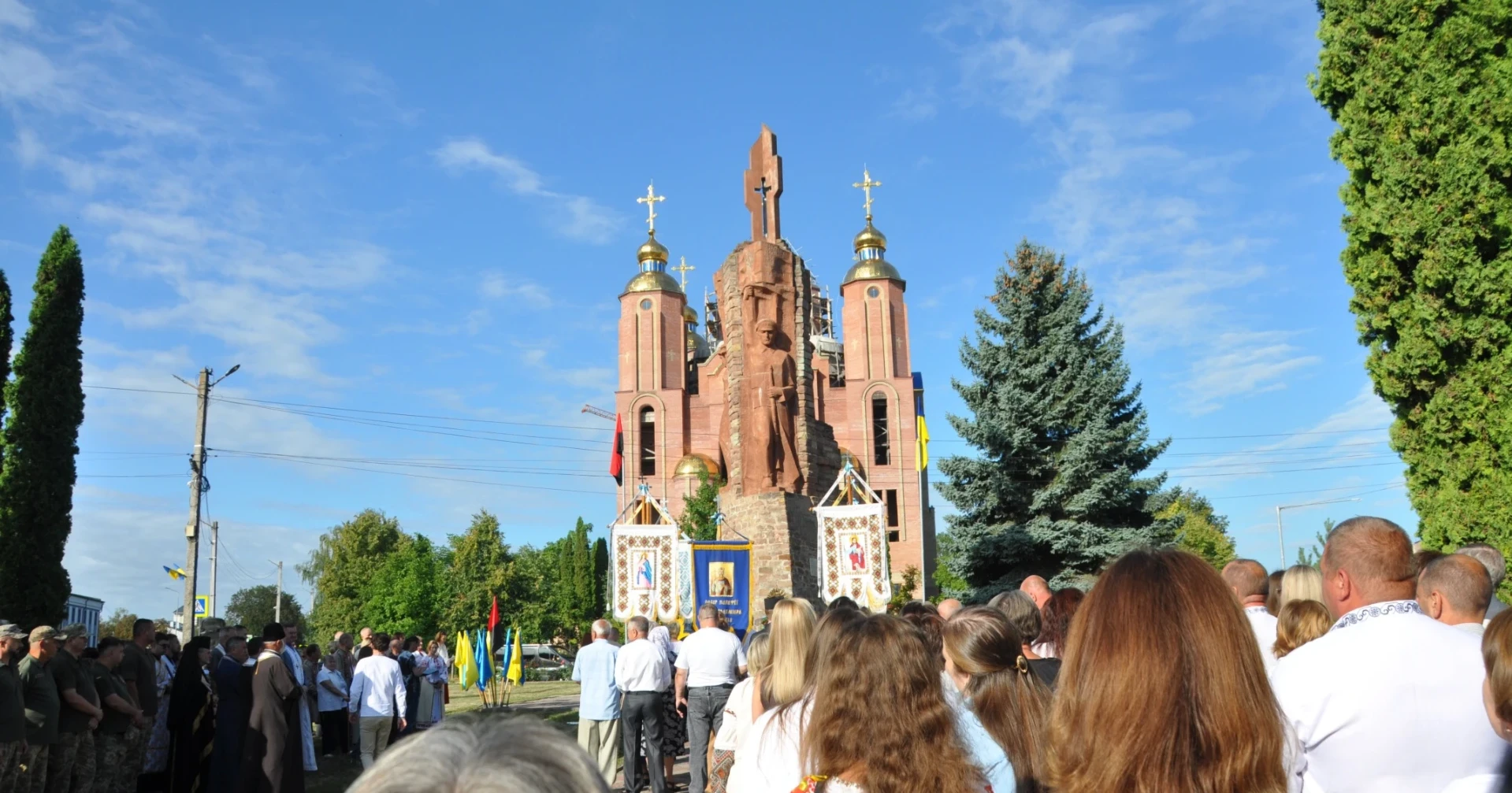У Чорткові відбувся спільний молебень за мир та єдність України