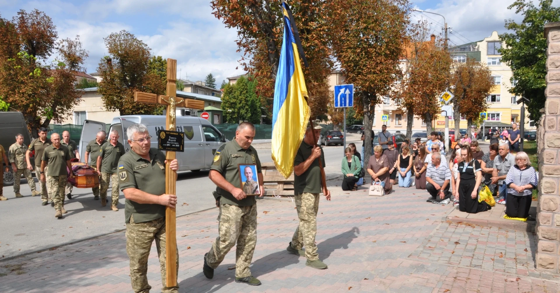 Після двох років невідомості до рідного Джурина повернувся «на щиті» воїн-десантник Тимків Андрій