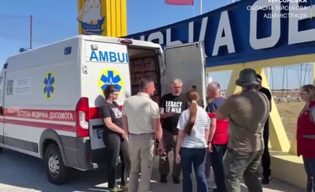Херсонщина отримала броньований автомобіль швидкої допомоги від міжнародних партнерів