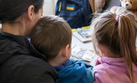 Діти ВПО з Нижньосірогозької громади можуть отримати 5 тисяч гривень допомоги