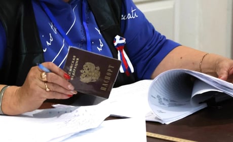 На Херсонщині 15 фігурантам повідомили про підозру через організацію незаконних “виборів” РФ