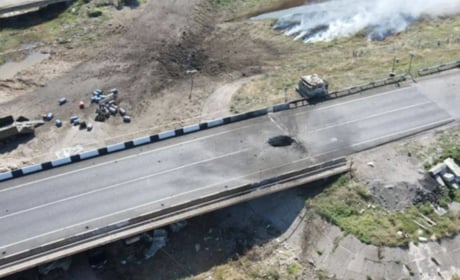 Біля Чонгара знову зафіксували пожежу: що горіло на під’їзді до Криму