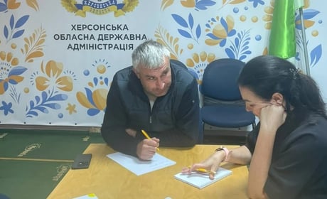 Ужгород: для переселенців із Херсонщини шукають нові можливості працевлаштування
