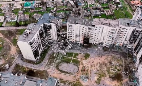 Олешки голодують, а окупанти планують нові квартали, заводи та туристичні маршрути
