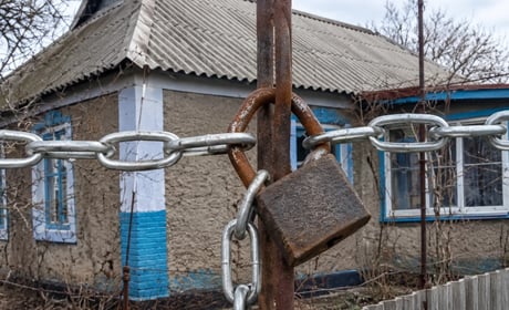 На Сірогозщині окупанти визнали “безгоспними” ще 433 будинки і квартири (список)