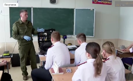 На окупованій Херсонщині відкрили 15 кадетських класів Слідчого комітету РФ