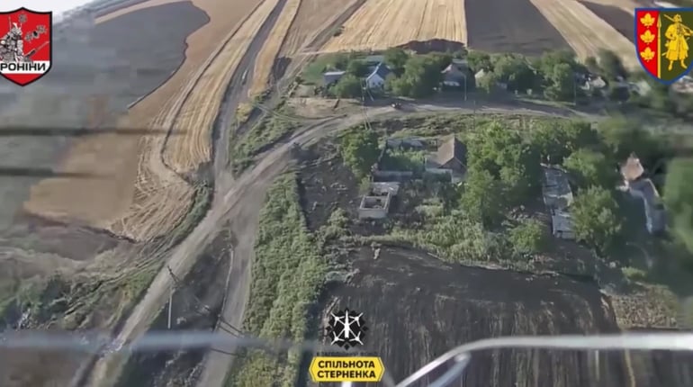 (ВІДЕО) Багато автівок та квадроциклів: “Роніни” показали бойову роботу на Запорізькому напрямку