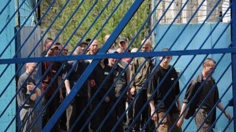 Етап у невідомість: як українських в’язнів Макіївської колонії відвозять до Росії