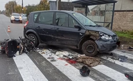 У Мені помер водій мопеда, який потрапив у ДТП із Renault 18 жовтня