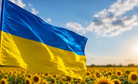 Вітаємо зі святом! Побажання від колективу Сусіди.City