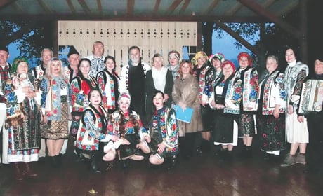 "Кіцманчани" та "Яворова сопілочка" — на відкритті артпростору "На буковинському ґанку"!