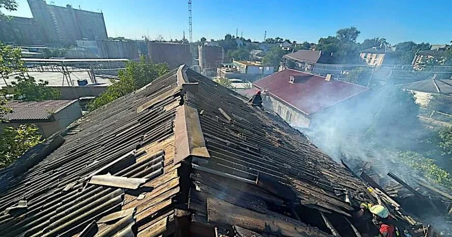 Атака БпЛА на Ізмаїл: є влучання в спортшколу та житлові будинки