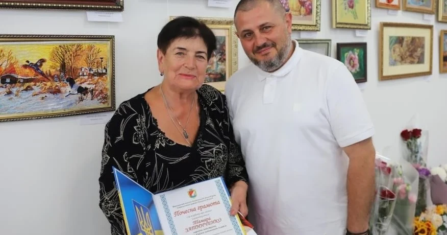 Народна майстриня Тамара Затинченко відзначила ювілей масштабною виставкою в Ізмаїлі