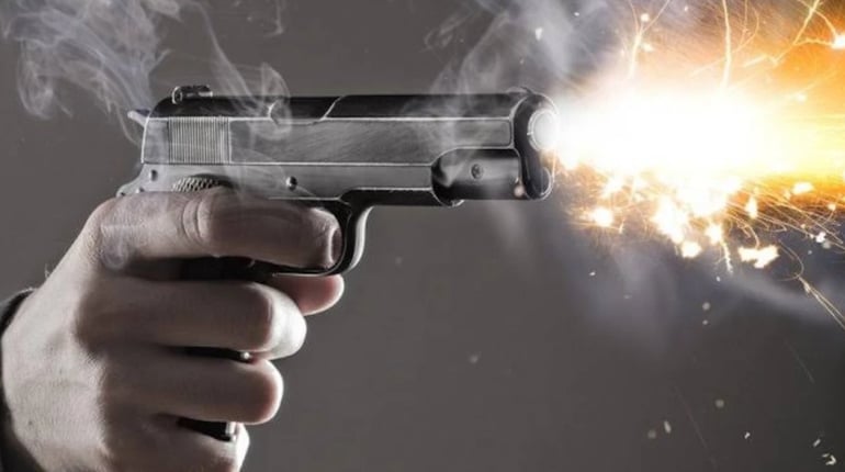 Стрілянина на ходу: на Ізмаїльщині посеред села розстріляли автомобіль