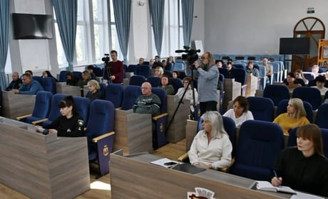 Відновлення після атаки, тепло взимку, дороги й порядок у громаді