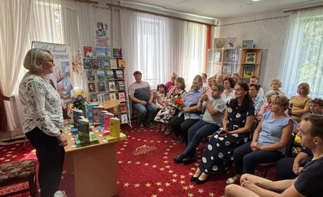 «Бібліотека починається не з книжкових полиць – вона починається з любові до книги й людини»