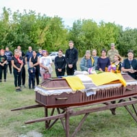 Боронив Україну в лавах Чорних Запорожців - у Ставах провели в останню путь воїна Владислава Третяка